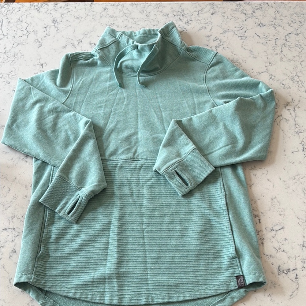 LL Bean Sea-foam Green Pullover Sweatshirt